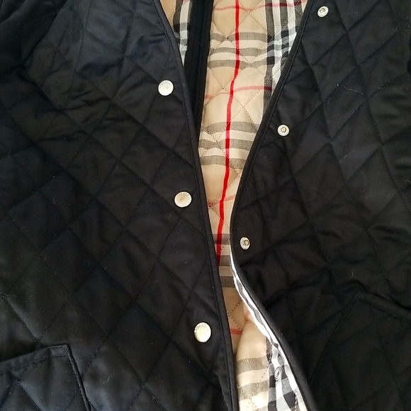Burberry Quilted Snap Button Down Jacket in Black with Nova Check Size Small - Picture 4 of 10